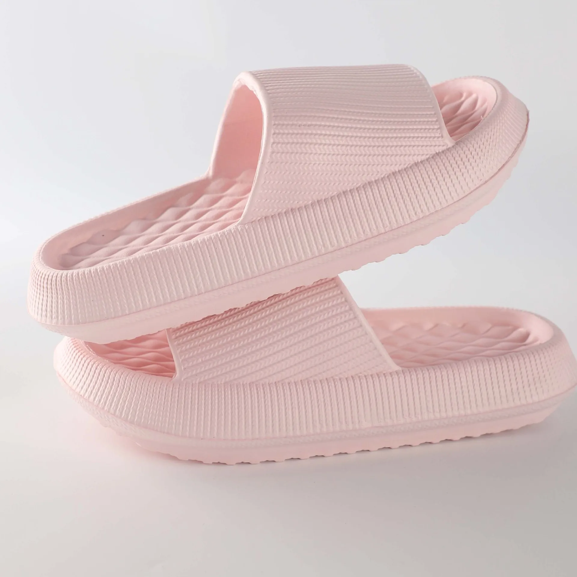 Comfortable Thick Sole Slippers Women Summer Anti Slip Soft Orthopedic Support EVA Sandals Home Bathroom
Comfortable Thick Sole Slippers Women Summer Anti Slip Soft Orthopedic Support EVA Sandals Home Bathroom