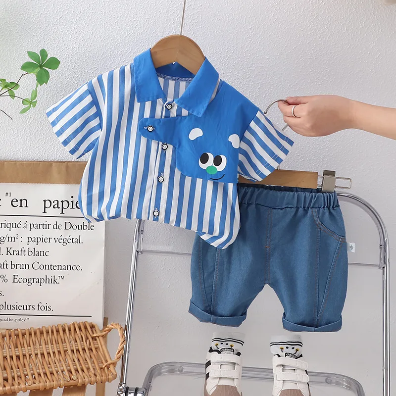 Baby Boy Summer Clothes Set Fashion Vertical Striped Patchwork Turn-down Collar Short Sleeve T-shirts Shorts Infant Boys Outfits
Baby Boy Summer Clothes Set Fashion Vertical Striped Patchwork Turn-down Collar Short Sleeve T-shirts Shorts Infant Boys Outfits