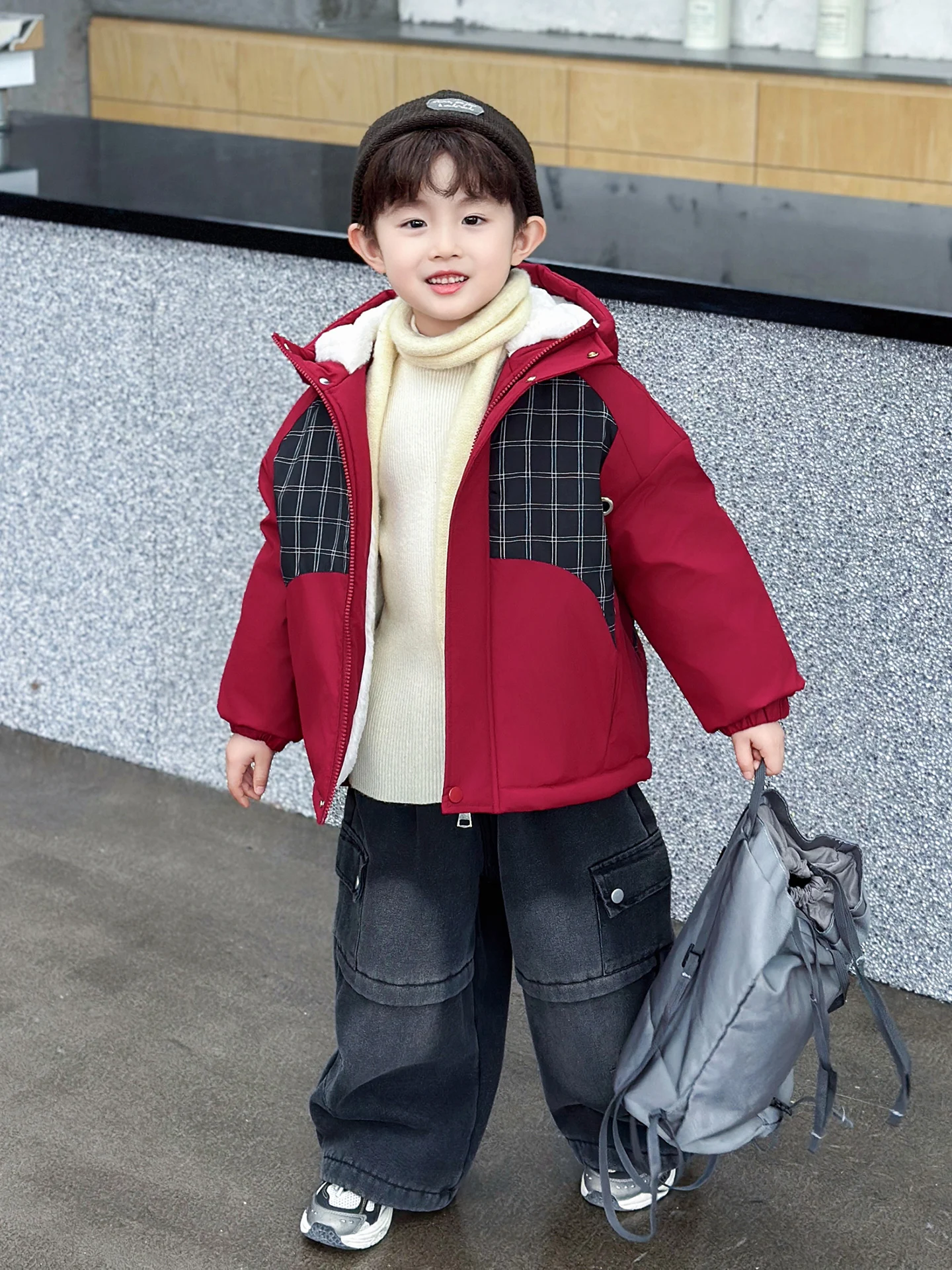 Детская парка Thiened Fce для мальчиков, осенне-зимняя, новая, стильная, хлопковая, с капюшоном, теплая, длинная
Детская парка Thiened Fce для мальчиков, осенне-зимняя, новая, стильная, хлопковая, с капюшоном, теплая, длинная