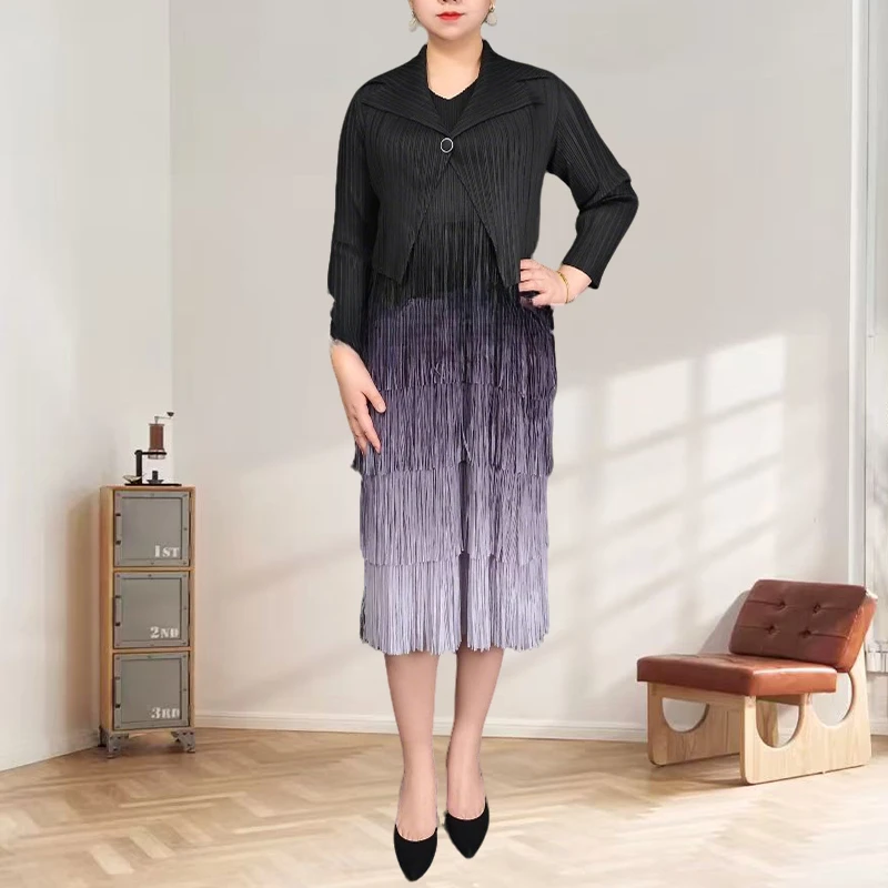 Miyake Pleated Skirt Suit 2025 Summer New Pleat Suit Collar Jacket Gradient Fringe Long Skirt Fold 2-piece Suit Plus Size Womens
Miyake Pleated Skirt Suit 2025 Summer New Pleat Suit Collar Jacket Gradient Fringe Long Skirt Fold 2-piece Suit Plus Size Womens