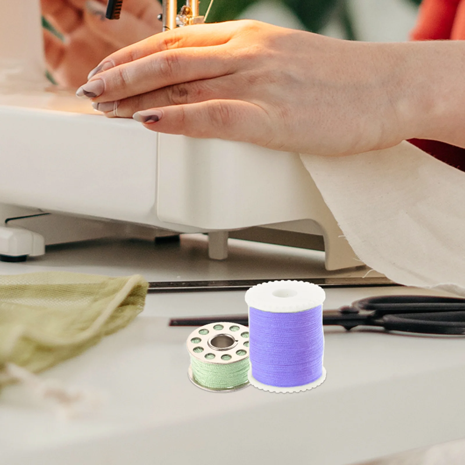 60Pcs Portable Thread Set Household Sewing Kit Hand Stitching Accessories Convenient for Home Use Portable Thread Set
60Pcs Portable Thread Set Household Sewing Kit Hand Stitching Accessories Convenient for Home Use Portable Thread Set