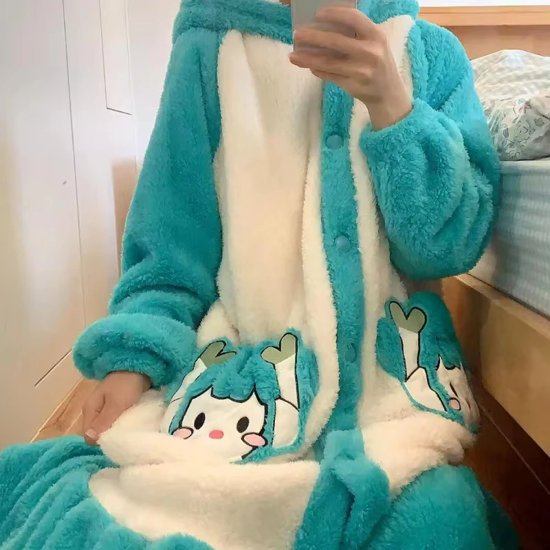 New Kawaii Hatsune Miku Coral Velvet Robes Women's Winter Thickened Flannel Pajamas Cute Anime Casual Home Wear Kids Xmas Gifts
New Kawaii Hatsune Miku Coral Velvet Robes Women's Winter Thickened Flannel Pajamas Cute Anime Casual Home Wear Kids Xmas Gifts