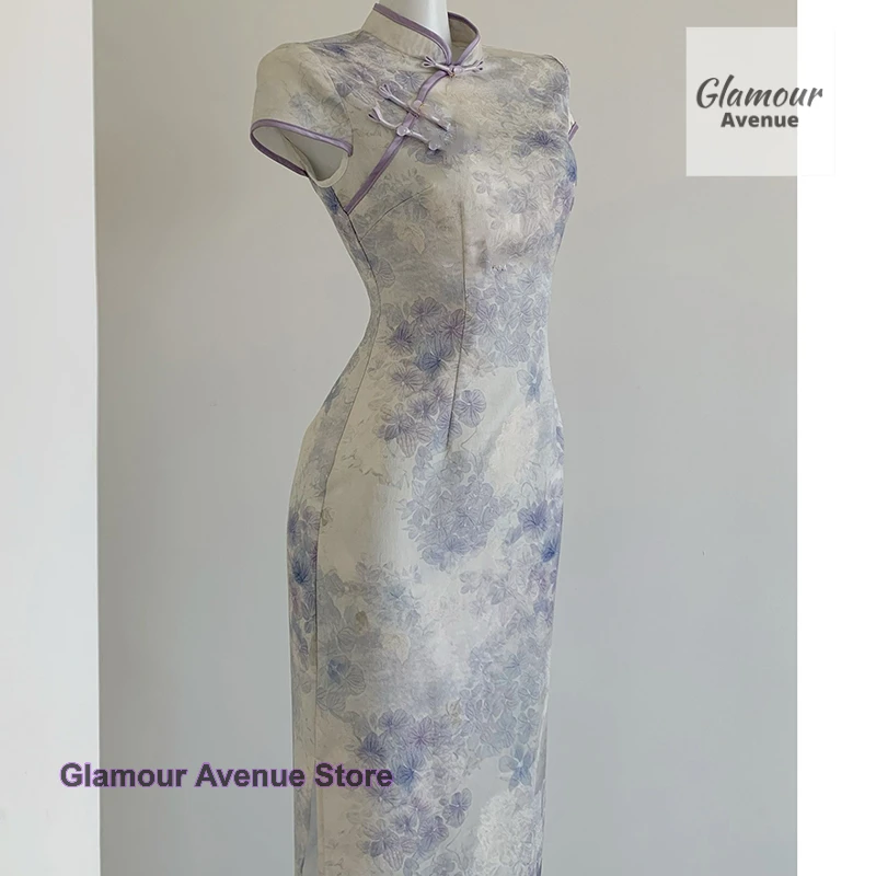 New Chinese temperament purple jacquard cheongsam dress female summer new fashion leisure young holiday style dress.
New Chinese temperament purple jacquard cheongsam dress female summer new fashion leisure young holiday style dress.