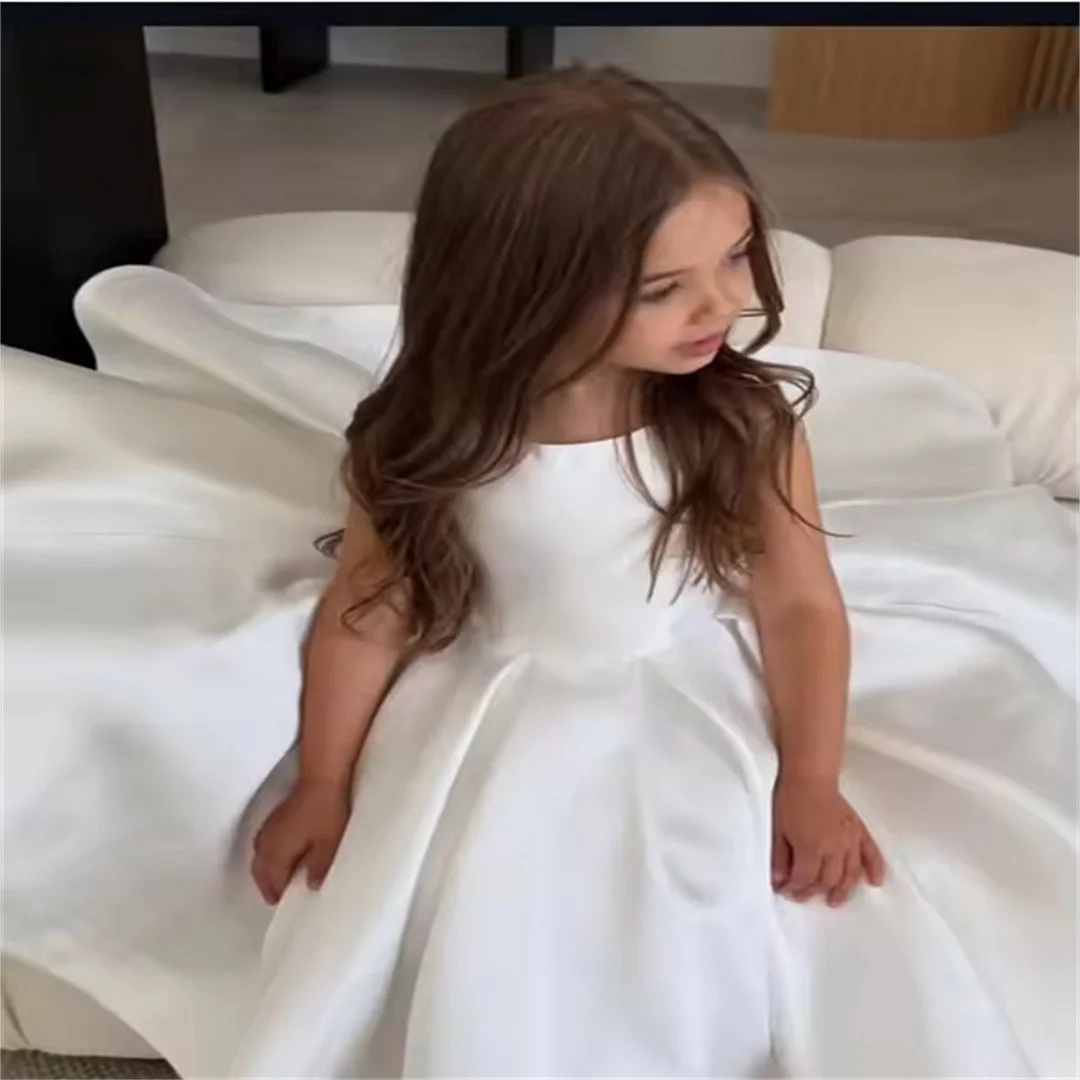 Communion Blush Toddler Pageant Ball Gowns Short Satin Flower Girl Dress Knee Length Girls Pageant Dress Simple Birthday Party
Communion Blush Toddler Pageant Ball Gowns Short Satin Flower Girl Dress Knee Length Girls Pageant Dress Simple Birthday Party