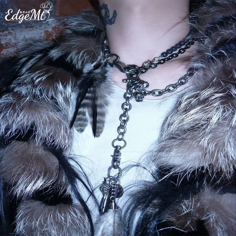 Personality Feather Set | Necklace + Pants Chain 2-in-1 Unisex Must-Have For Trendsetters
Personality Feather Set | Necklace + Pants Chain 2-in-1 Unisex Must-Have For Trendsetters