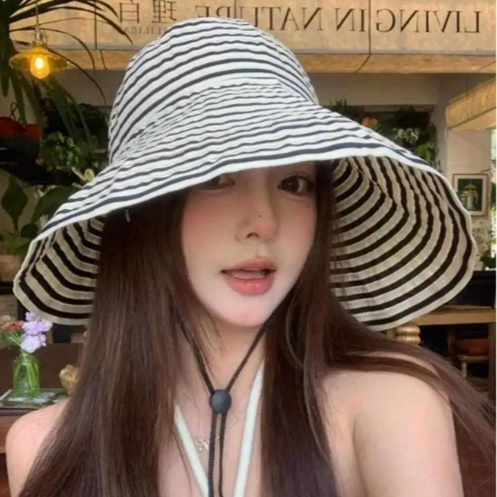Unisex Breathable Stripe Fisherman Hat Foldable Wide Brim Sun Hats UV Protection Lightweight Summer Hats Summer Travel
Unisex Breathable Stripe Fisherman Hat Foldable Wide Brim Sun Hats UV Protection Lightweight Summer Hats Summer Travel