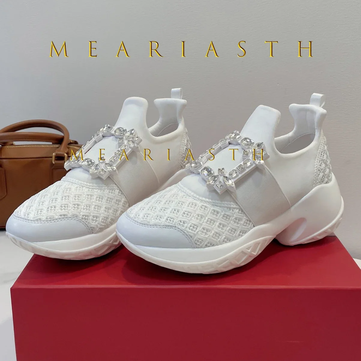 New Spring Shoes For Woman Fabric Mesh Round-Toe Thick Sole Sneakers Shoes Square-Button Decora Casual Shoes Zapatos De Mujer
New Spring Shoes For Woman Fabric Mesh Round-Toe Thick Sole Sneakers Shoes Square-Button Decora Casual Shoes Zapatos De Mujer