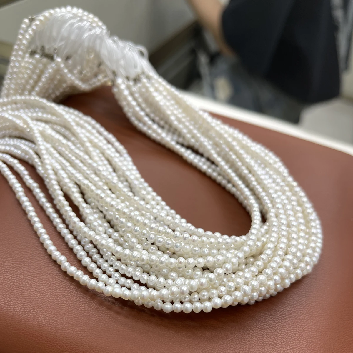 3-4mm Factory Wholesale Natural Freshwater Pearl Small Round Bead DIY Women Necklace Bracelets Jewelry Making Accessories 36cm
3-4mm Factory Wholesale Natural Freshwater Pearl Small Round Bead DIY Women Necklace Bracelets Jewelry Making Accessories 36cm