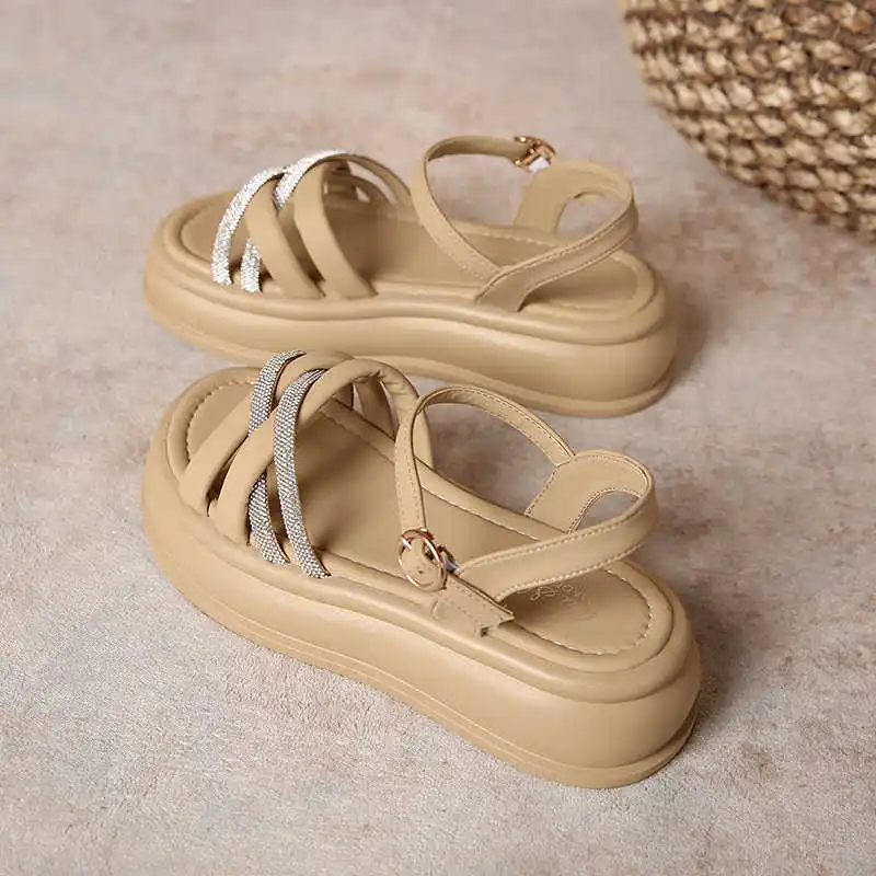 Anti-skid Autumn-spring Women Beach Footwear Slippers Flip Flops Shoes Large Sandals Sneakers Sports Tenisky Loafer'lar
Anti-skid Autumn-spring Women Beach Footwear Slippers Flip Flops Shoes Large Sandals Sneakers Sports Tenisky Loafer'lar