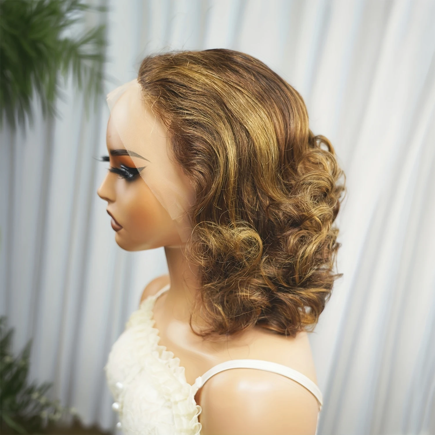 Body Wave Highlight 13x4 HD Lace Front Bob Wigs Loose Wave Human Hair Lace Frontal Wig 10-16 Inch 4/27 Color Preplucked Hair Bob
Body Wave Highlight 13x4 HD Lace Front Bob Wigs Loose Wave Human Hair Lace Frontal Wig 10-16 Inch 4/27 Color Preplucked Hair Bob