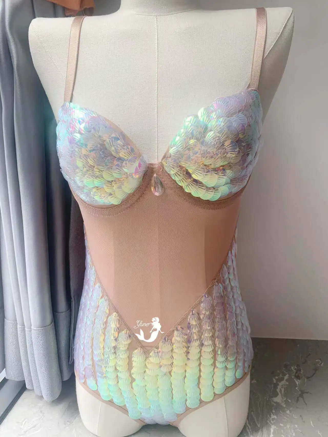 2026 Mermaid Fish Scale Split Swimsuit Swimsuit Swimming Diving Suit Diving Photography Aquarium Mermaid Strapless
2026 Mermaid Fish Scale Split Swimsuit Swimsuit Swimming Diving Suit Diving Photography Aquarium Mermaid Strapless