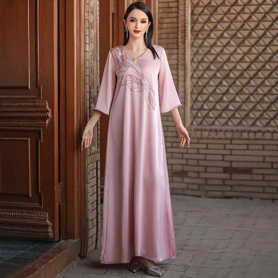 Light Pink Satin Floral Print Three-quarter Sleeve Elegant V-neck Dress Long Dress Robe Abaya Ramadan Dubai Luxury Islam Elegant
Light Pink Satin Floral Print Three-quarter Sleeve Elegant V-neck Dress Long Dress Robe Abaya Ramadan Dubai Luxury Islam Elegant