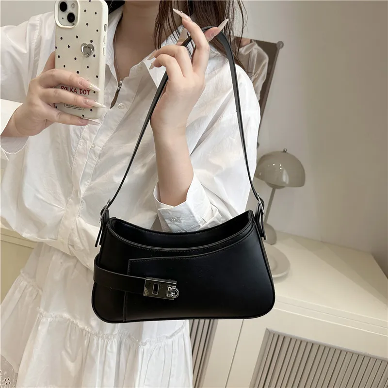 2025 A/W Small Square Bag for Women, Genuine Leather Multi-way Shoulder Crossbody Purse, Vintage Chic Large Capacity Tote
2025 A/W Small Square Bag for Women, Genuine Leather Multi-way Shoulder Crossbody Purse, Vintage Chic Large Capacity Tote