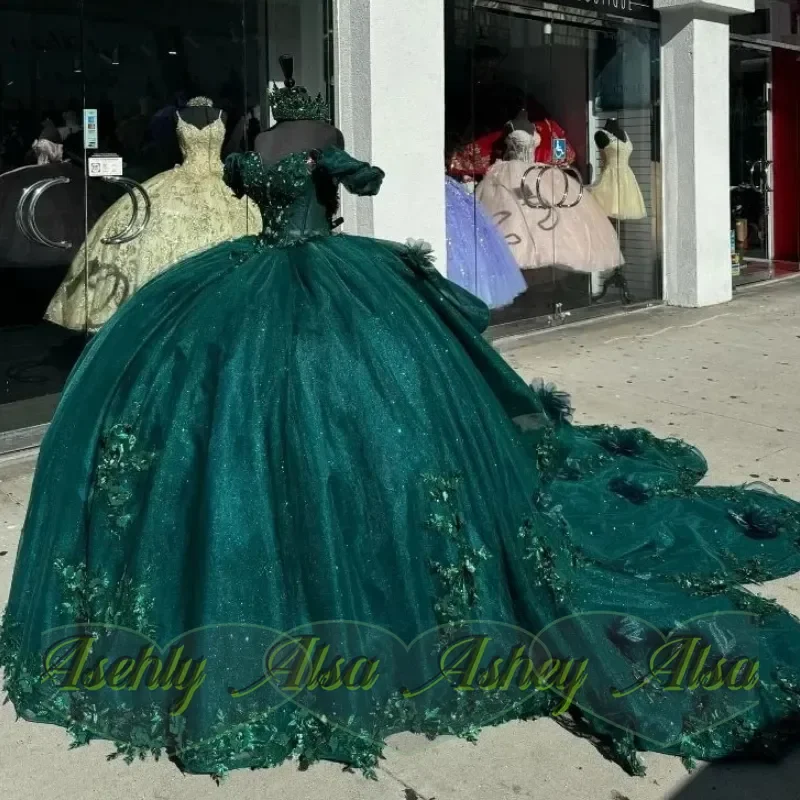 Emerald Green Shiny Quinceanera Dresses Ball Gown 3D ral Applique Beads Corset Sweet 16 Dress Vestidos De XV 15 Anos
Emerald Green Shiny Quinceanera Dresses Ball Gown 3D ral Applique Beads Corset Sweet 16 Dress Vestidos De XV 15 Anos