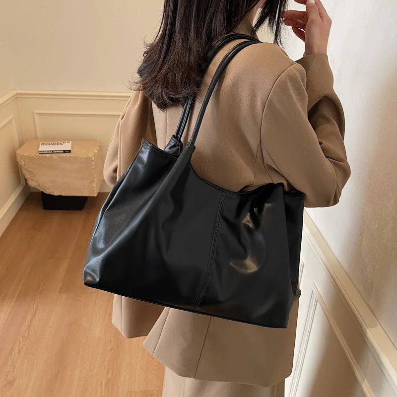 Fashion Tote Bag Japanese and Korean Niche Versatile Large Capacity Daily Commuting Single Shoulder Women's Bag
Fashion Tote Bag Japanese and Korean Niche Versatile Large Capacity Daily Commuting Single Shoulder Women's Bag