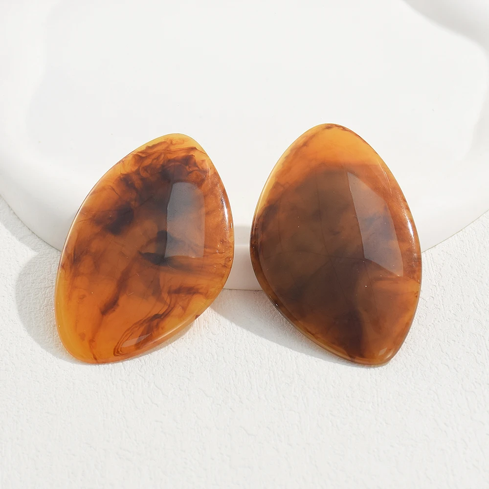 Statement Resin Irregular Amber Color Stud Earrings for Women Girl Simple French Geometry Brown Big Earrings Jewelry Party Gifts
Statement Resin Irregular Amber Color Stud Earrings for Women Girl Simple French Geometry Brown Big Earrings Jewelry Party Gifts
