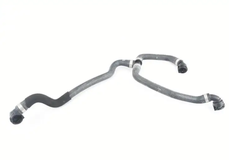 1 Engine Coolant Hose For BMW G11 G12 G30 520i 530e 530i 730Li B46 B48 17128602602
1 Engine Coolant Hose For BMW G11 G12 G30 520i 530e 530i 730Li B46 B48 17128602602