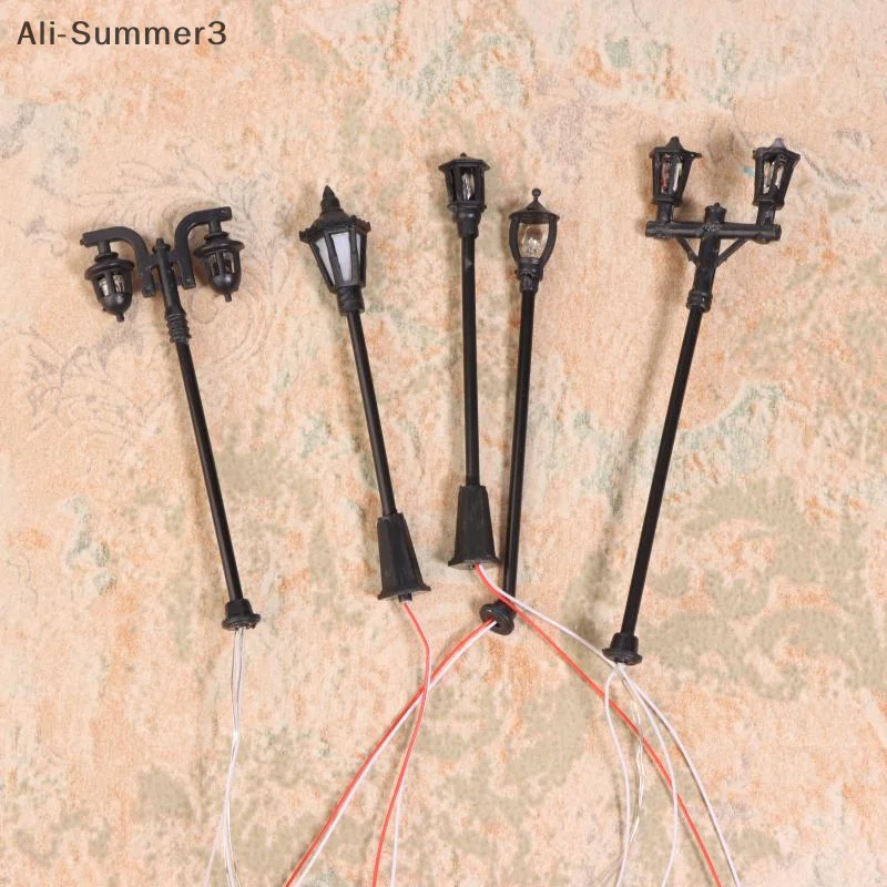 10Pcs Railway Bonsai Micro Landscape Decor For Rail And Building Layout Model Railway Lamppost LED Park Lanterns Lamps
10Pcs Railway Bonsai Micro Landscape Decor For Rail And Building Layout Model Railway Lamppost LED Park Lanterns Lamps