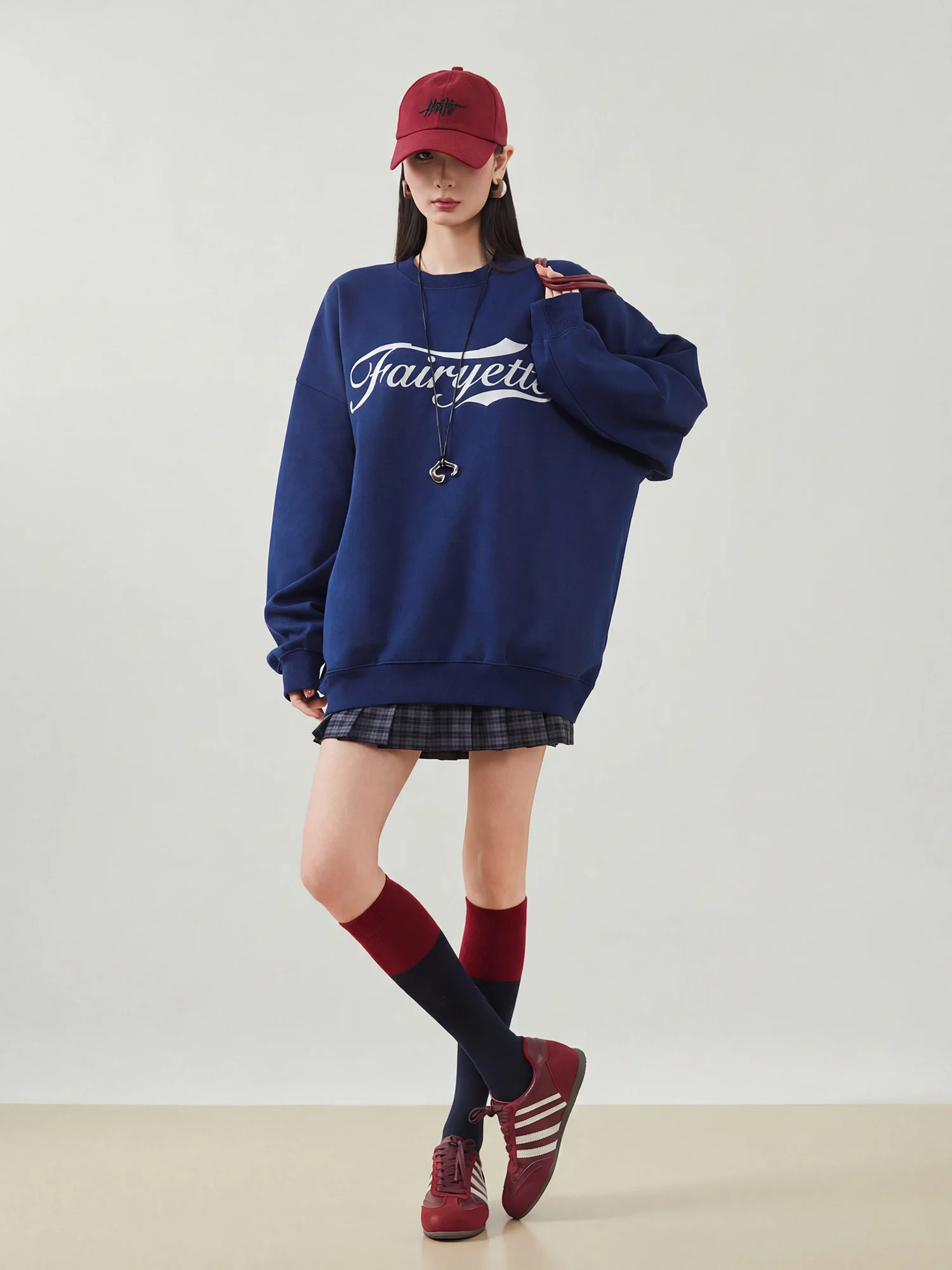 Retro American Embroidered Sweatirt Women's Loose Versatile Spring New Sle Chic Polyester Fabric Long Sve round Ne
Retro American Embroidered Sweatirt Women's Loose Versatile Spring New Sle Chic Polyester Fabric Long Sve round Ne