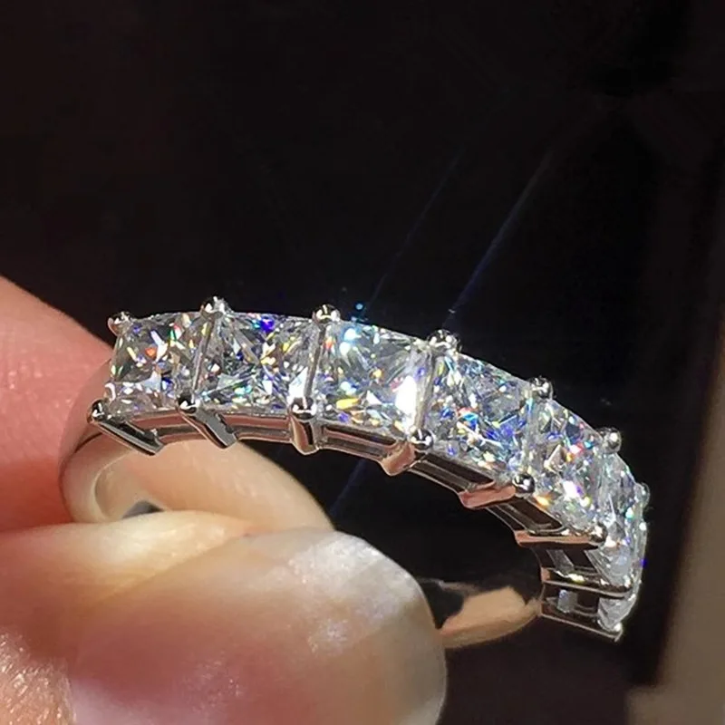Exquisite Female Rings 925 Sterling Silver Square Single Row Zircon Rings for Women Promise Love Wedding Rings for Women Jewelry
Exquisite Female Rings 925 Sterling Silver Square Single Row Zircon Rings for Women Promise Love Wedding Rings for Women Jewelry
