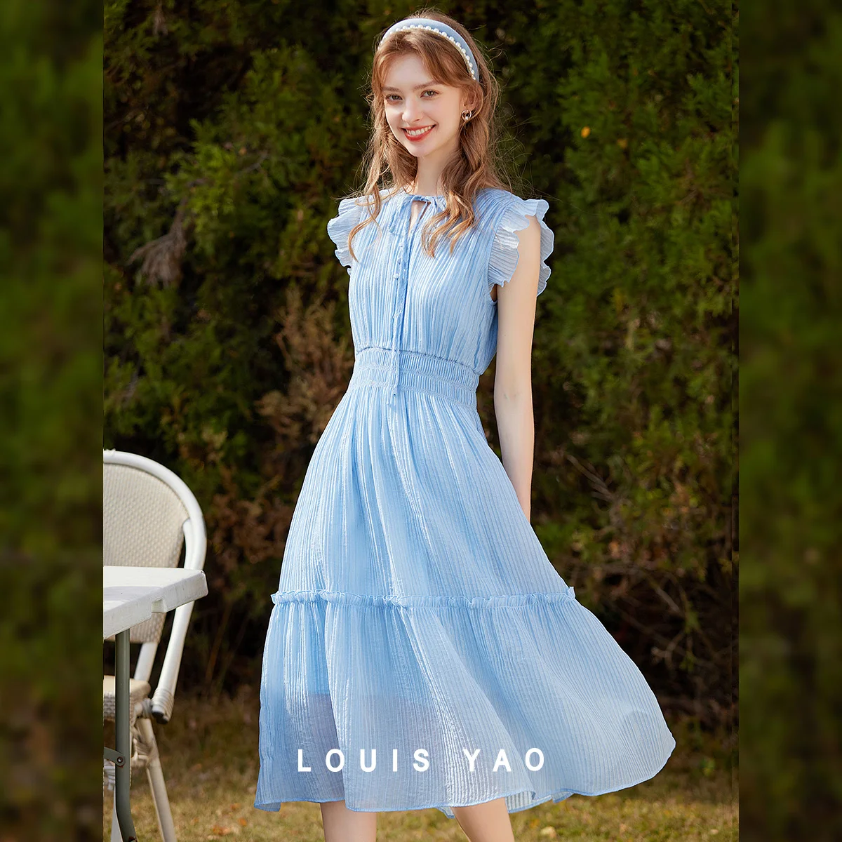 LOUIS YAO Lyocell Women's Dress 2026 Summer French Romantic Style High Waist Round Neck Flutter Sleeve Long Dress
LOUIS YAO Lyocell Women's Dress 2026 Summer French Romantic Style High Waist Round Neck Flutter Sleeve Long Dress