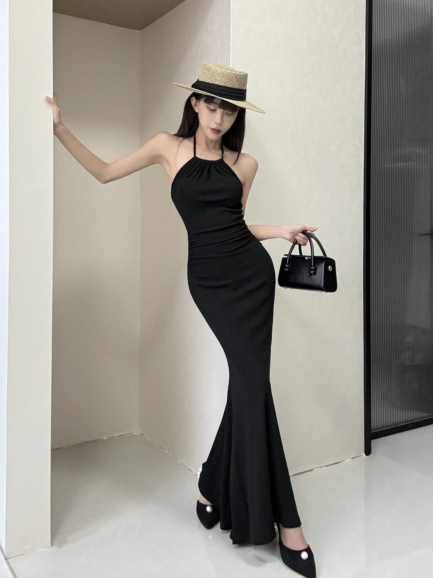 Sexy Hanging Neck Waisted Pleated Long Fish Tail Dress Women's Summer Thin Cotton Village Elegant Sensual Gown for Vacation
Sexy Hanging Neck Waisted Pleated Long Fish Tail Dress Women's Summer Thin Cotton Village Elegant Sensual Gown for Vacation