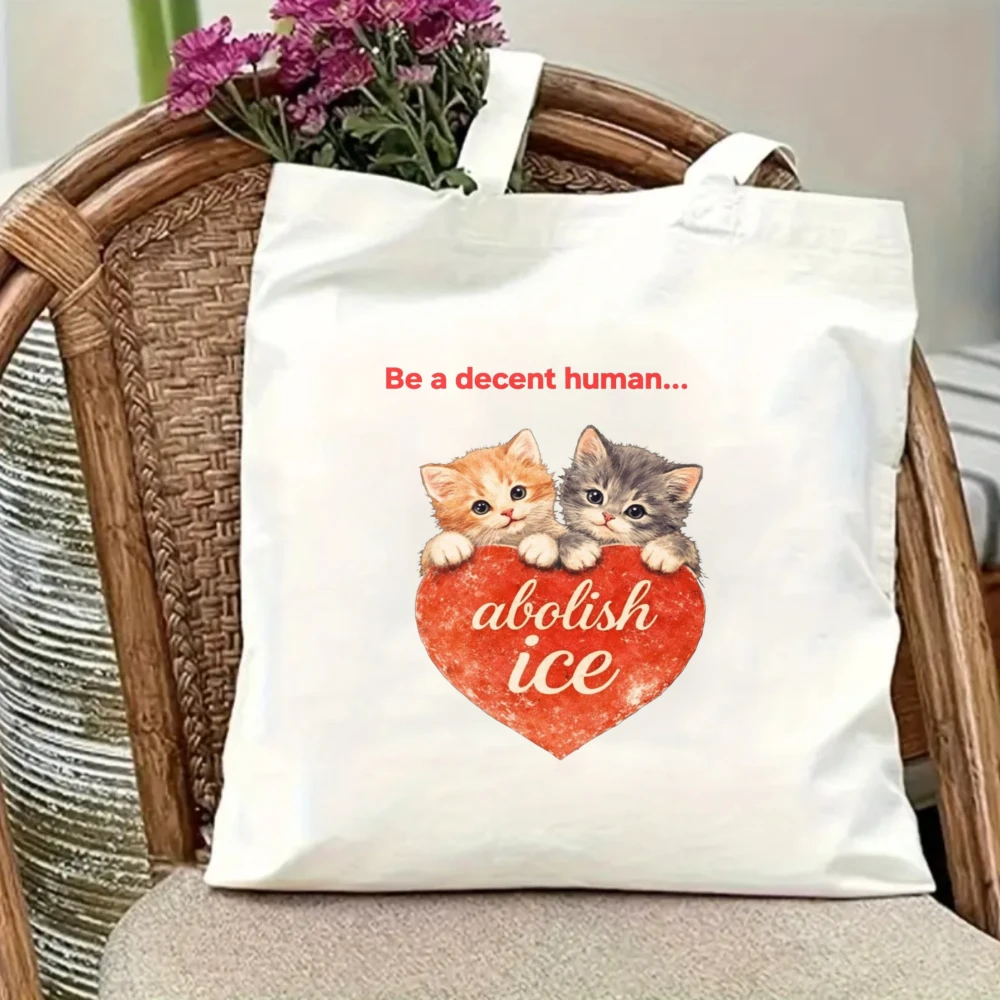 Be A Decent Human Kitten Print Canvas Tote Bag, Women Shoulder Bag, Cute Slogan Handbag for Casual Wear
Be A Decent Human Kitten Print Canvas Tote Bag, Women Shoulder Bag, Cute Slogan Handbag for Casual Wear