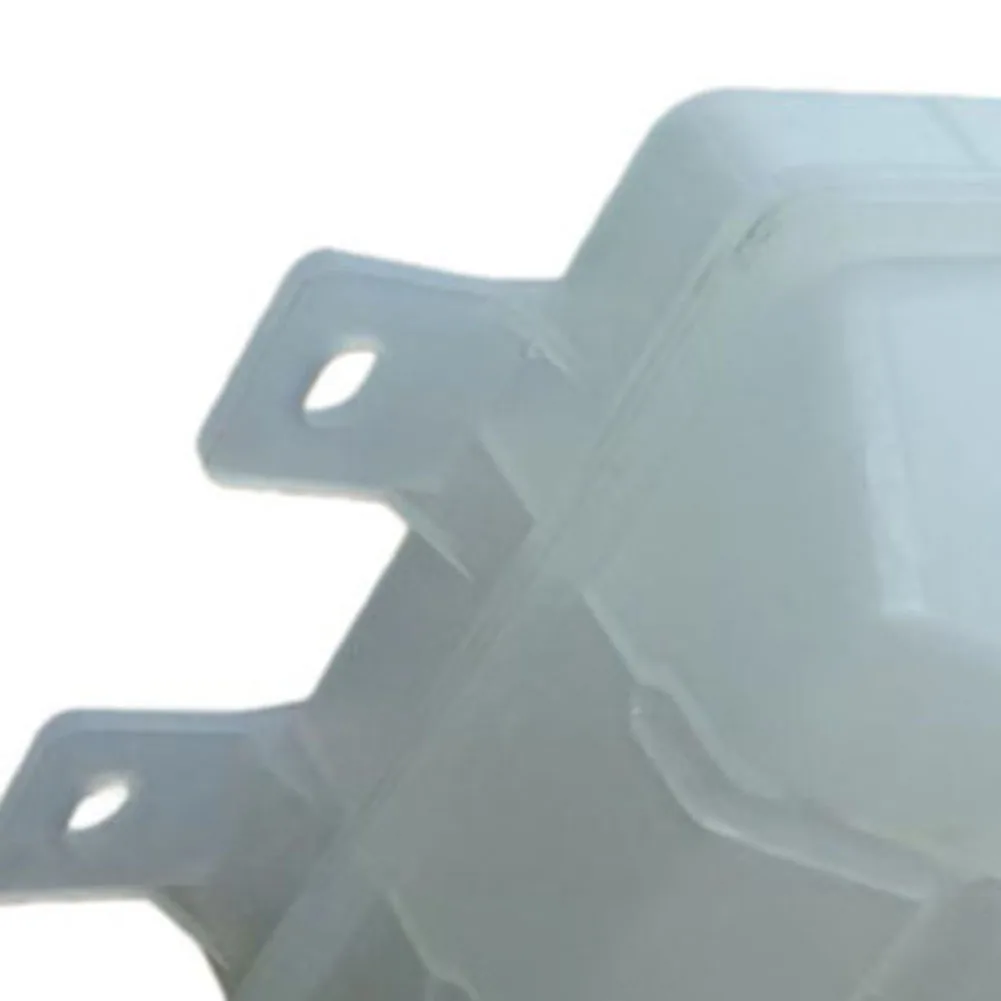 Coolant Reservoir For Vehicle Part Replacement Tank White Engine Coolant Tank Aftermarket Replacement ABS Plastic
Coolant Reservoir For Vehicle Part Replacement Tank White Engine Coolant Tank Aftermarket Replacement ABS Plastic