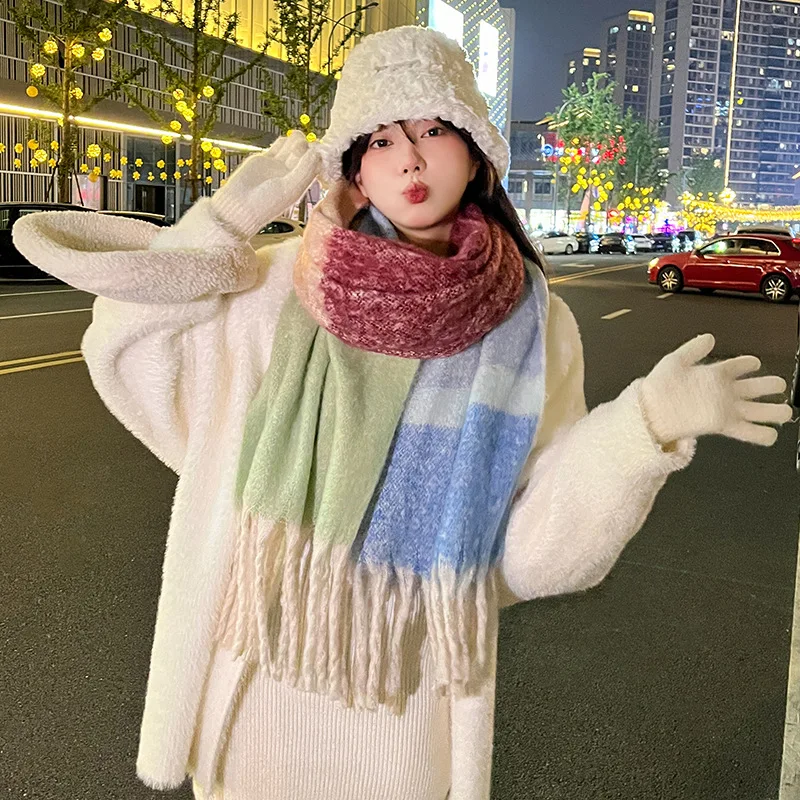 Soft Thickened Scarves for Women Enlarged Mohair Scarf Female Colour Blocking Versatile Faux Cashmere Tassle Neckerchief Shawls
Soft Thickened Scarves for Women Enlarged Mohair Scarf Female Colour Blocking Versatile Faux Cashmere Tassle Neckerchief Shawls