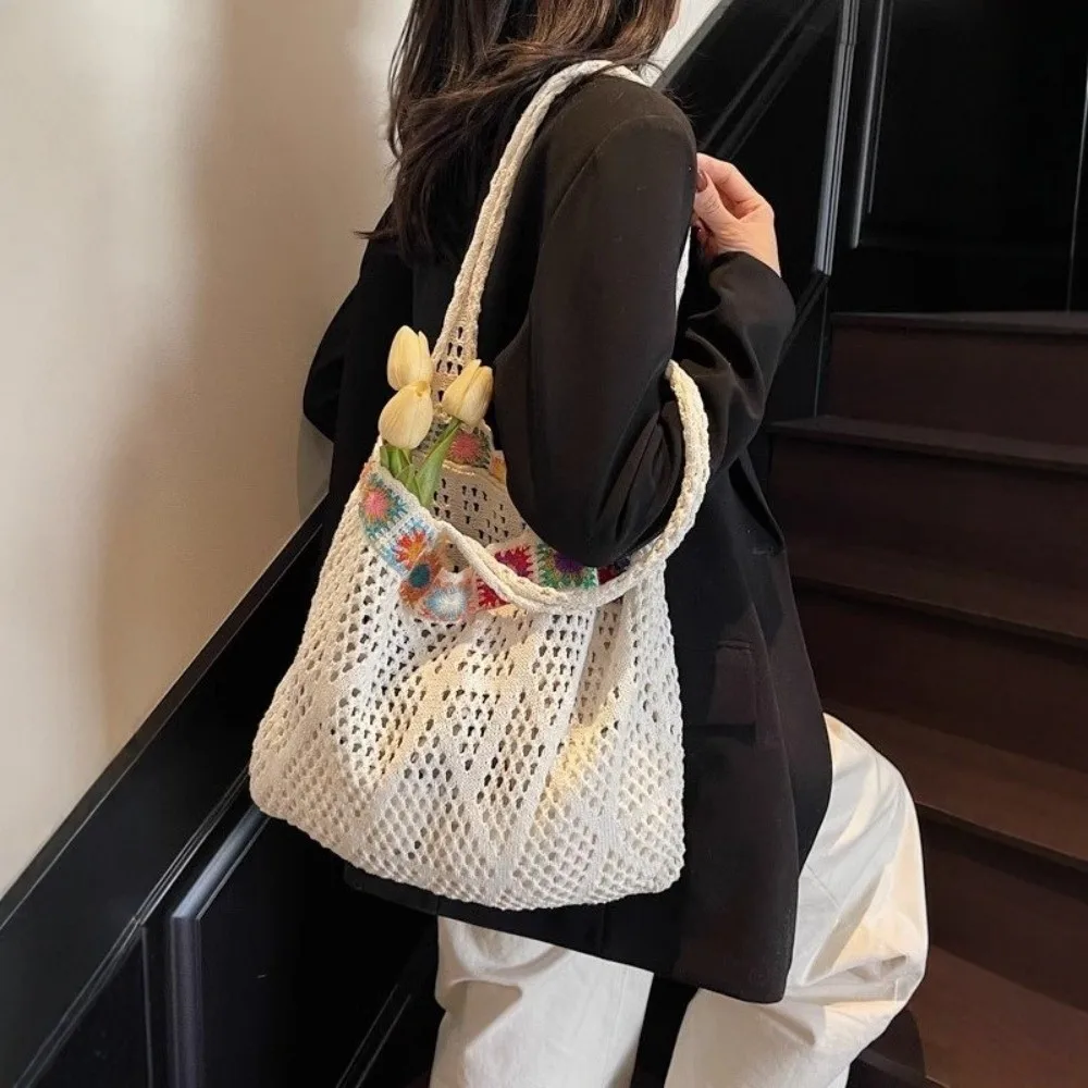 Fashion Flower Knitting Shoulder Bag Large Capacity Hollow Crochet Tote Bag Solid Color Shopping Bag Woven Handbag Female
Fashion Flower Knitting Shoulder Bag Large Capacity Hollow Crochet Tote Bag Solid Color Shopping Bag Woven Handbag Female