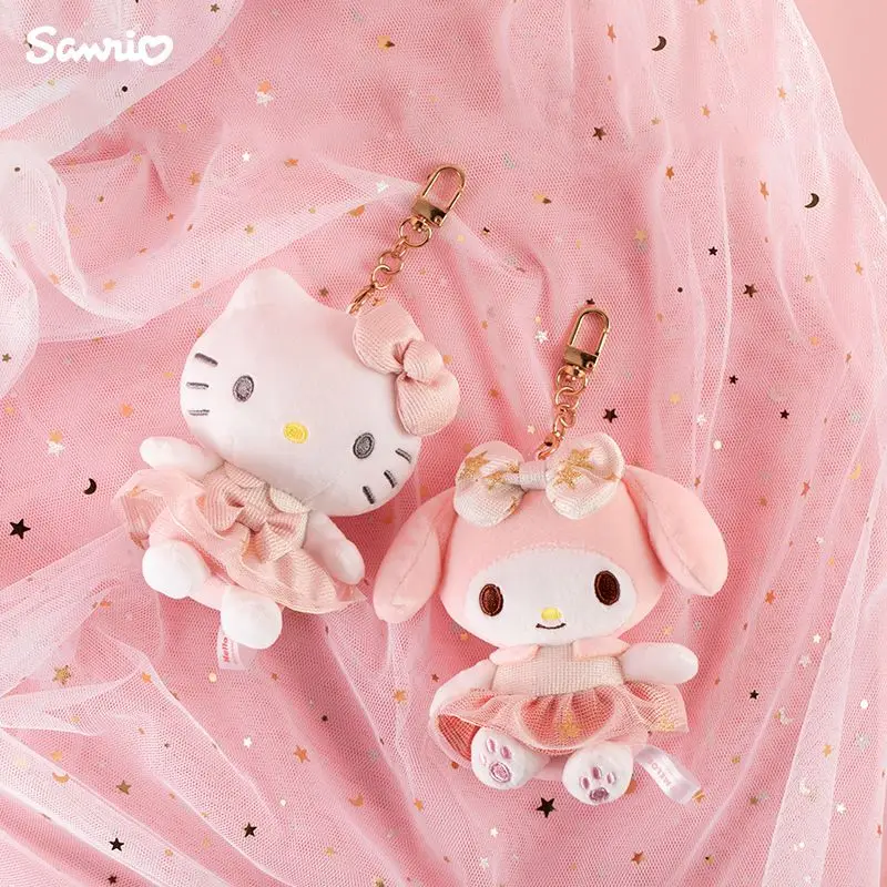Официальная мягкая игрушка Sanrio Platinum Series Kuromi, подвеска для сумки My Melody Cinnamoroll, модный мультяшный брелок для ключей, подарок для девочек
Официальная мягкая игрушка Sanrio Platinum Series Kuromi, подвеска для сумки My Melody Cinnamoroll, модный мультяшный брелок для ключей, подарок для девочек