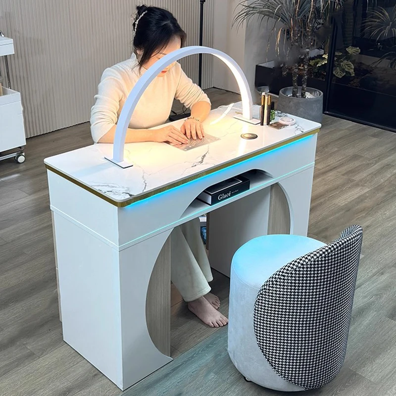 Professional With Led Light Nail Table Unique Design Beauty French Nail Table With Dust Collector Luxury Table Ongle Furniture
Professional With Led Light Nail Table Unique Design Beauty French Nail Table With Dust Collector Luxury Table Ongle Furniture
