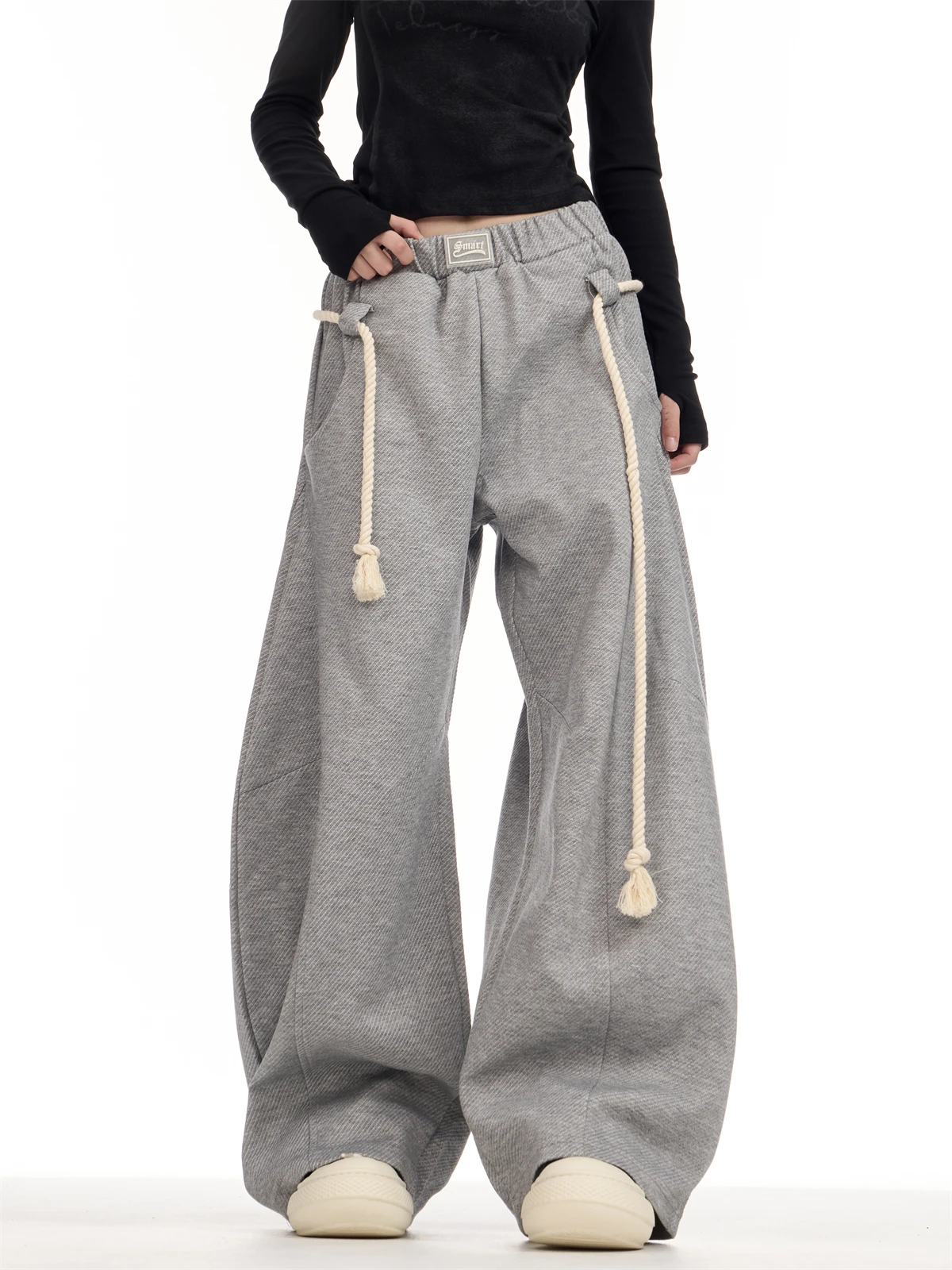 American Retro Grey Wide Leg Sport Pants Women Loose Casual Sweatpants Straight Floor-Length Trousers Versatile Natural Waist
American Retro Grey Wide Leg Sport Pants Women Loose Casual Sweatpants Straight Floor-Length Trousers Versatile Natural Waist