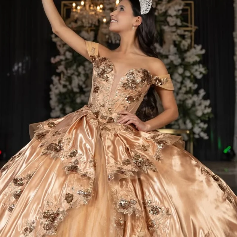 Champagne Quinceanera Dresses Glitter Flower Crystal Decal off-shoulder Long tail Vestido 15 Quinceanera Customize
Champagne Quinceanera Dresses Glitter Flower Crystal Decal off-shoulder Long tail Vestido 15 Quinceanera Customize