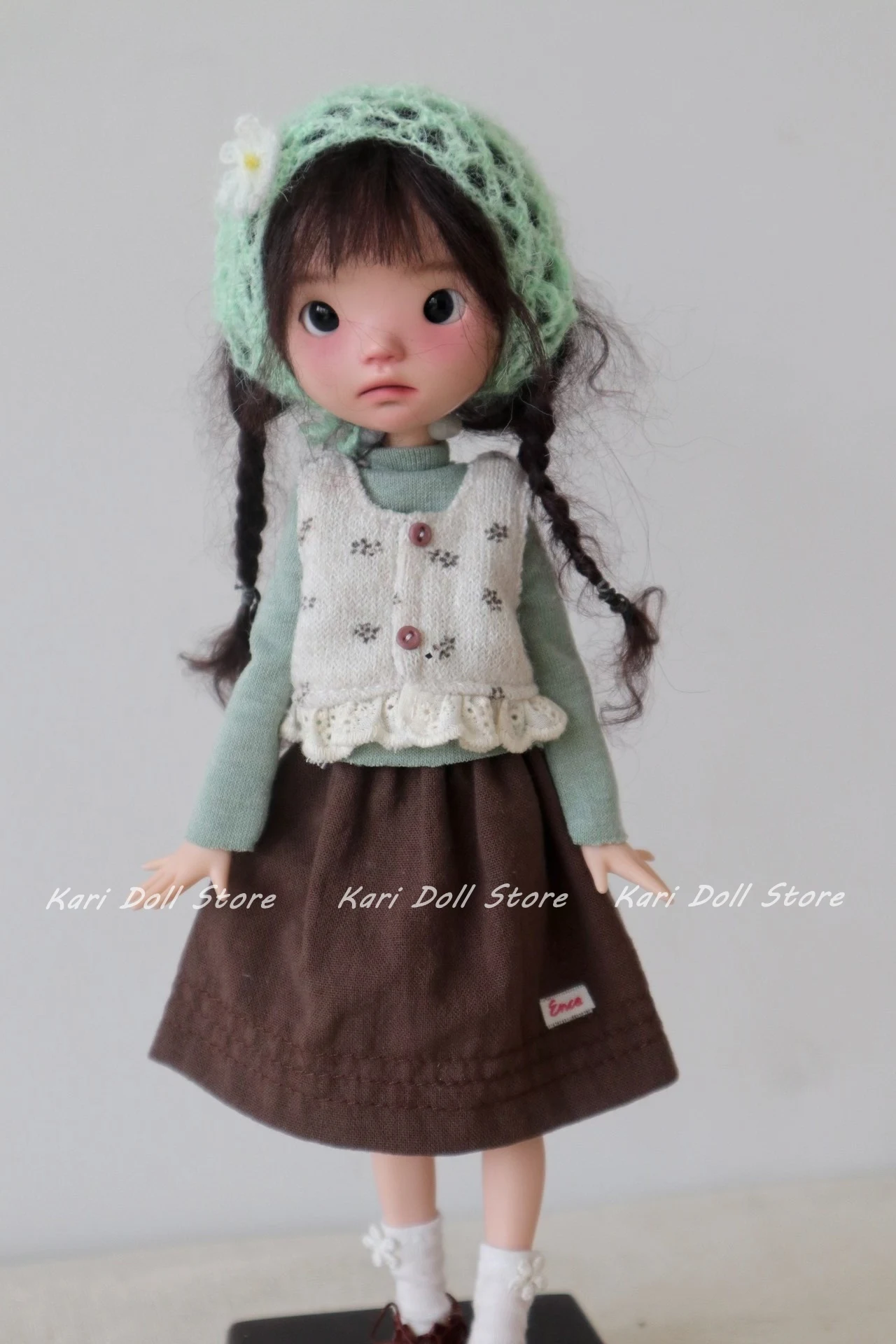 2026 Kari Doll Clothes and skirts Light green top, skirt, and vest set for Landazz Landoudou Doll
2026 Kari Doll Clothes and skirts Light green top, skirt, and vest set for Landazz Landoudou Doll