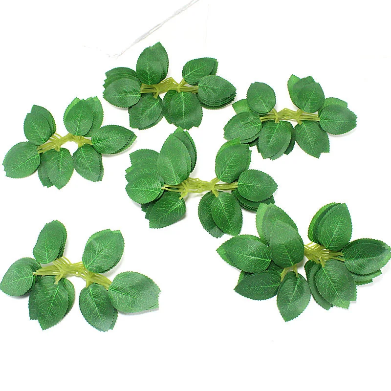 50Pcs Silk Rose Leaves Christmas Wedding Decorations - Artificial Floral Wrist Corsage for Bride Diy Home Decor Gift Box Set
50Pcs Silk Rose Leaves Christmas Wedding Decorations - Artificial Floral Wrist Corsage for Bride Diy Home Decor Gift Box Set