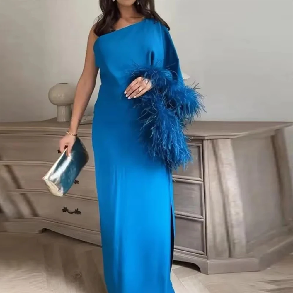 Saudi Arabia Luxury Evening Dresses One Shoulder Long Sleeve with Feathers Floor-length Customized Women Prom Dresses 2025 فستان
Saudi Arabia Luxury Evening Dresses One Shoulder Long Sleeve with Feathers Floor-length Customized Women Prom Dresses 2025 فستان