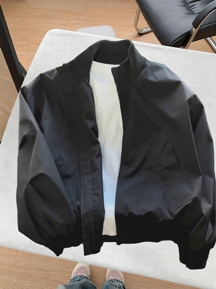 Cleanfit Bla American Pilot Jaet Мужской осенний бомбер Sle Верхняя одежда Faionable oulder Line Полиэфирное волокно на молнии Clo...
Cleanfit Bla American Pilot Jaet Мужской осенний бомбер Sle Верхняя одежда Faionable oulder Line Полиэфирное волокно на молнии Clo...