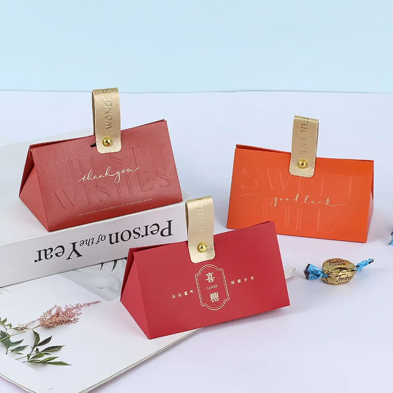100Pcs New Gift Boxes & Bags Candy Box Paperboard Triangle Shape Wedding Favor Gift Boxes for Wedding Decoration Party Supplies
100Pcs New Gift Boxes & Bags Candy Box Paperboard Triangle Shape Wedding Favor Gift Boxes for Wedding Decoration Party Supplies