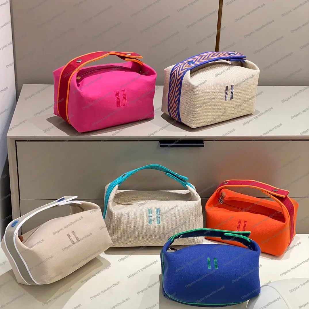 Designer women Lunch box bag handmade canvas handbag evening shoulderbag Crossbody purse with orange box 10A Top end quality
Designer women Lunch box bag handmade canvas handbag evening shoulderbag Crossbody purse with orange box 10A Top end quality