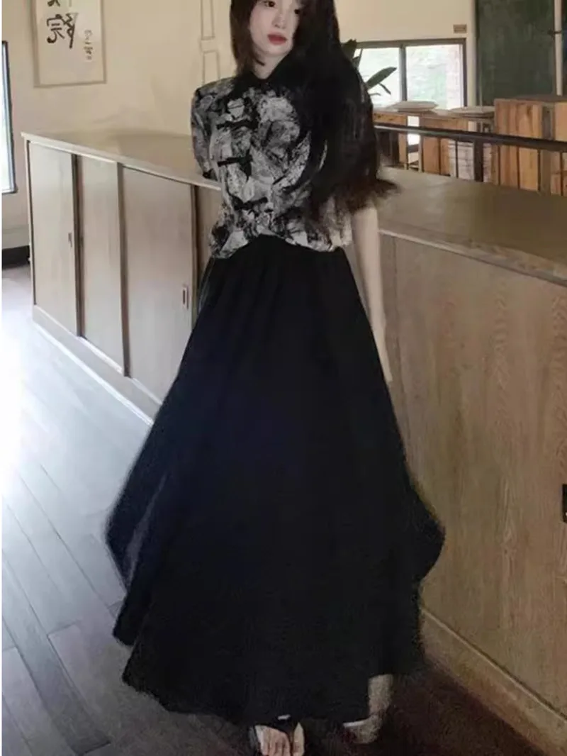 New Chinese style button up short shirt women in 2024 new cool and cool style oversized temperament waist cinching skirt 2OGC
New Chinese style button up short shirt women in 2024 new cool and cool style oversized temperament waist cinching skirt 2OGC