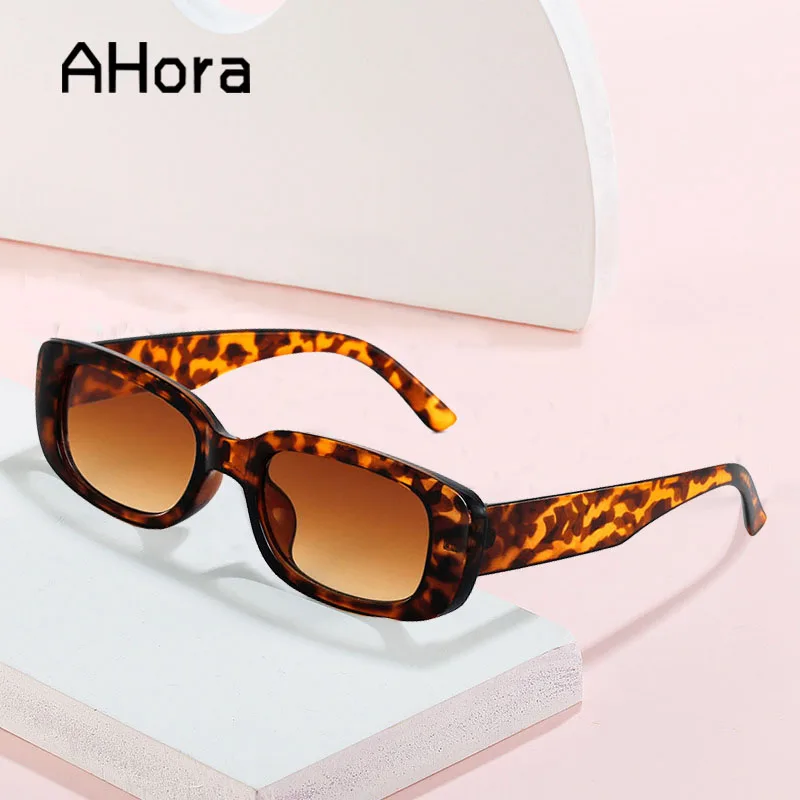 Ahora Retro Small Frame Sun Reading Eyeglasses Sunglasses Fashion Presbyopia Eyeglasses For Women&Men 2025 New +1.0...+4.0
Ahora Retro Small Frame Sun Reading Eyeglasses Sunglasses Fashion Presbyopia Eyeglasses For Women&Men 2025 New +1.0...+4.0