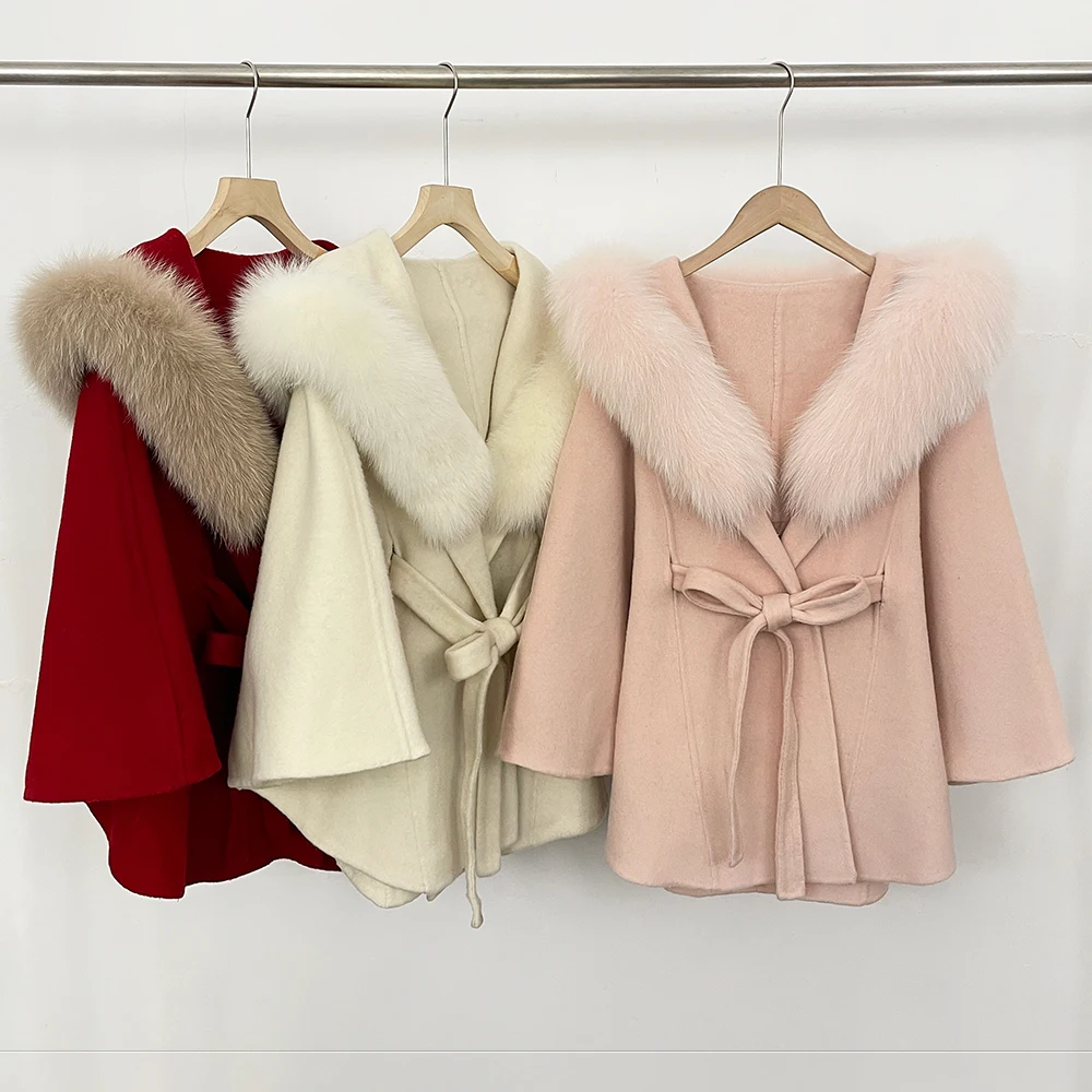 Elegant Woolen Coat Woman Hooded Wool Jacket Female Real Fur Coats Wool and Trench Coats Fox Fur Mid-length Woolen Fur Coat Cape
Elegant Woolen Coat Woman Hooded Wool Jacket Female Real Fur Coats Wool and Trench Coats Fox Fur Mid-length Woolen Fur Coat Cape