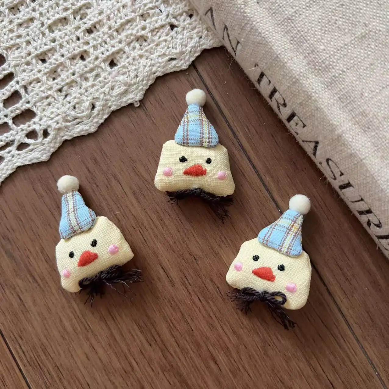 Premium Soft Fabric Mini Chick Hair Brooch DIY Accessory for Shoes Socks Hat Bag Sewing Embellishment Cute
Premium Soft Fabric Mini Chick Hair Brooch DIY Accessory for Shoes Socks Hat Bag Sewing Embellishment Cute