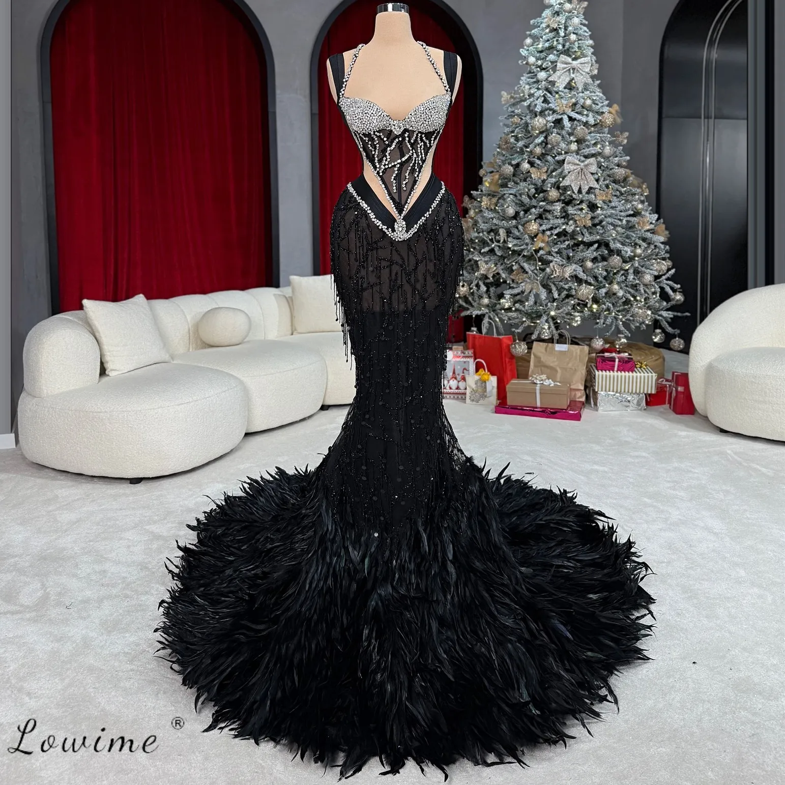 Black Feather Mermaid Prom Dresses Sparkly Beaded Crystal Sexy Elegant Lace Evening Gown Customized
Black Feather Mermaid Prom Dresses Sparkly Beaded Crystal Sexy Elegant Lace Evening Gown Customized