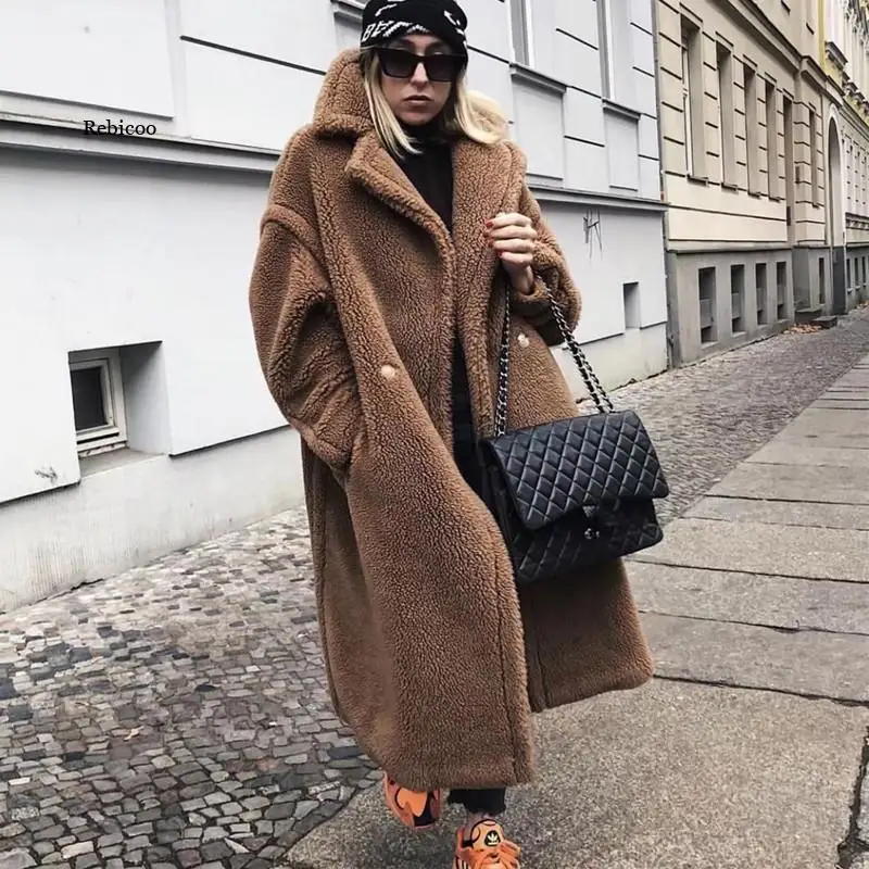Autumn and winter new products fashionable loose lamb wool coat coat mid-length teddy wool V-neck cotton coat
Autumn and winter new products fashionable loose lamb wool coat coat mid-length teddy wool V-neck cotton coat