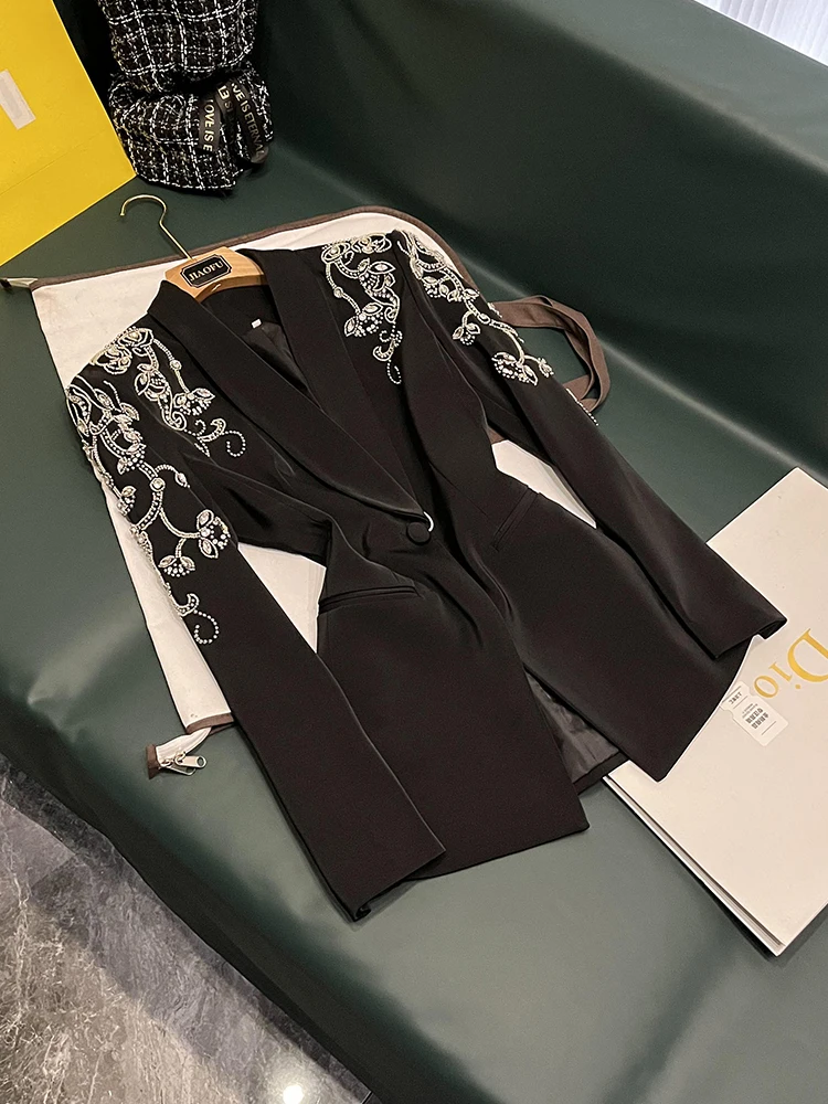 Высококачественный новый модный костюм с тяжелой вышивкой и бриллиантами, джинсовый костюм с открытым разрезом и длинным хвостом для женщин, поездок на работу
Высококачественный новый модный костюм с тяжелой вышивкой и бриллиантами, джинсовый костюм с открытым разрезом и длинным хвостом для женщин, поездок на работу