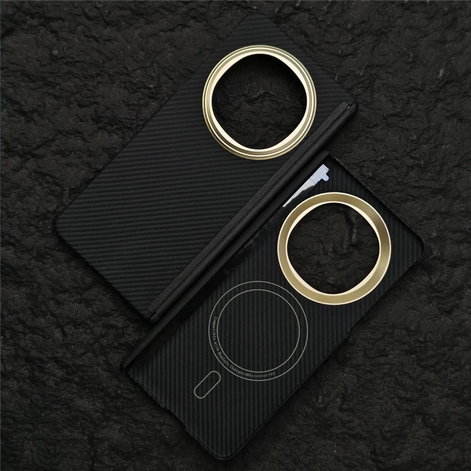 OPPO FIND N5 kevlar carbon fiber central axis magnetic mobile phone case aramid N5 central axis mobile phone case
OPPO FIND N5 kevlar carbon fiber central axis magnetic mobile phone case aramid N5 central axis mobile phone case