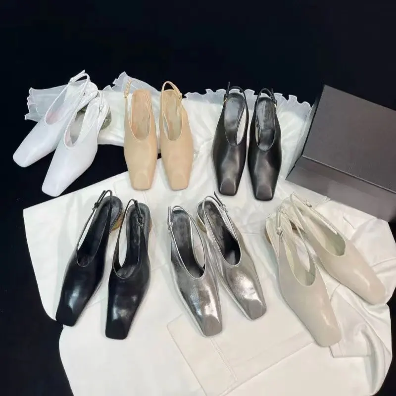 Transparent women's high-heeled sandals, thick square toe high-heeled shoes, black, fashionable, 2024
Transparent women's high-heeled sandals, thick square toe high-heeled shoes, black, fashionable, 2024