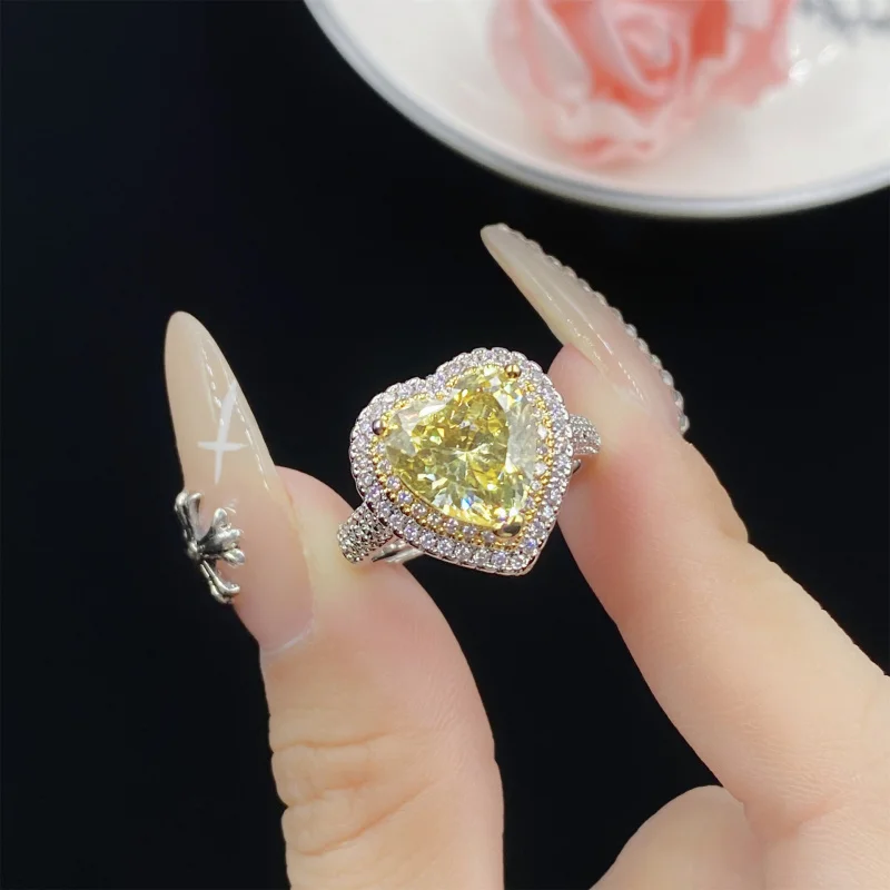Starry Sky Heart-Shaped Love Goose Yellow Zircon Three-Piece Full Diamond Open Ring Female Temperament Pendant Earring Set
Starry Sky Heart-Shaped Love Goose Yellow Zircon Three-Piece Full Diamond Open Ring Female Temperament Pendant Earring Set